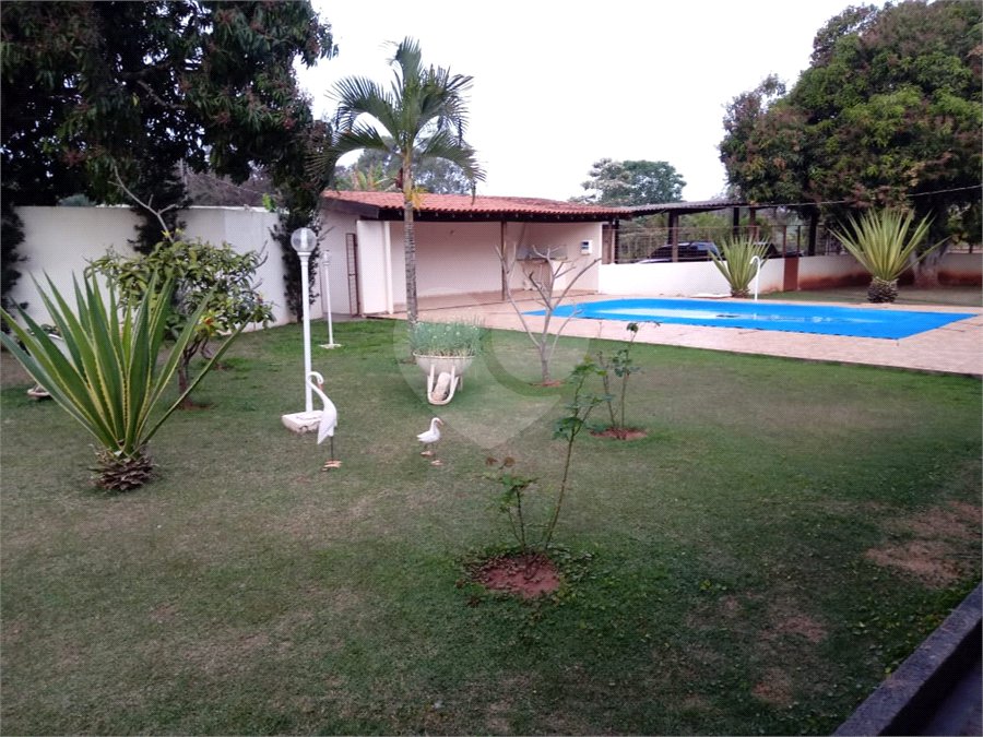 Chácara Balneário do 29 com piscina.