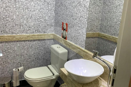 Apartamento à venda com 3 suítes em Santa Teresinha, São Paulo, SP