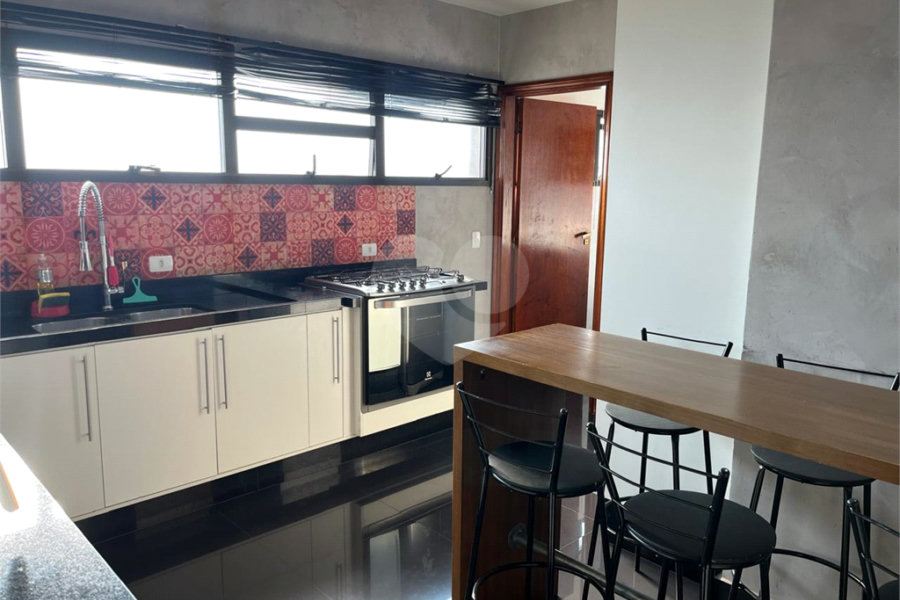 Apartamento à venda com 3 quartos, sendo 1 suíte, em Santana, São Paulo, SP