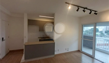 Apartamento à venda com 2 quartos, sendo 1 suíte, em Barra Funda, São Paulo, SP