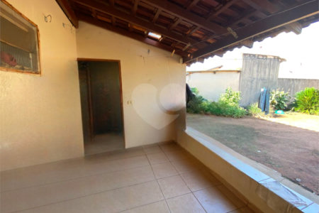Casa à venda com 3 quartos, sendo 2 suítes, no Centro, Três Lagoas, MS