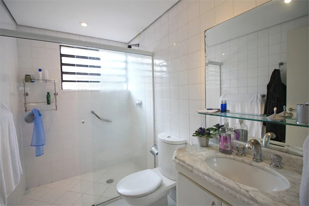 Sobrado à venda com 3 quartos, sendo 1 suíte, em Butantã, São Paulo, SP