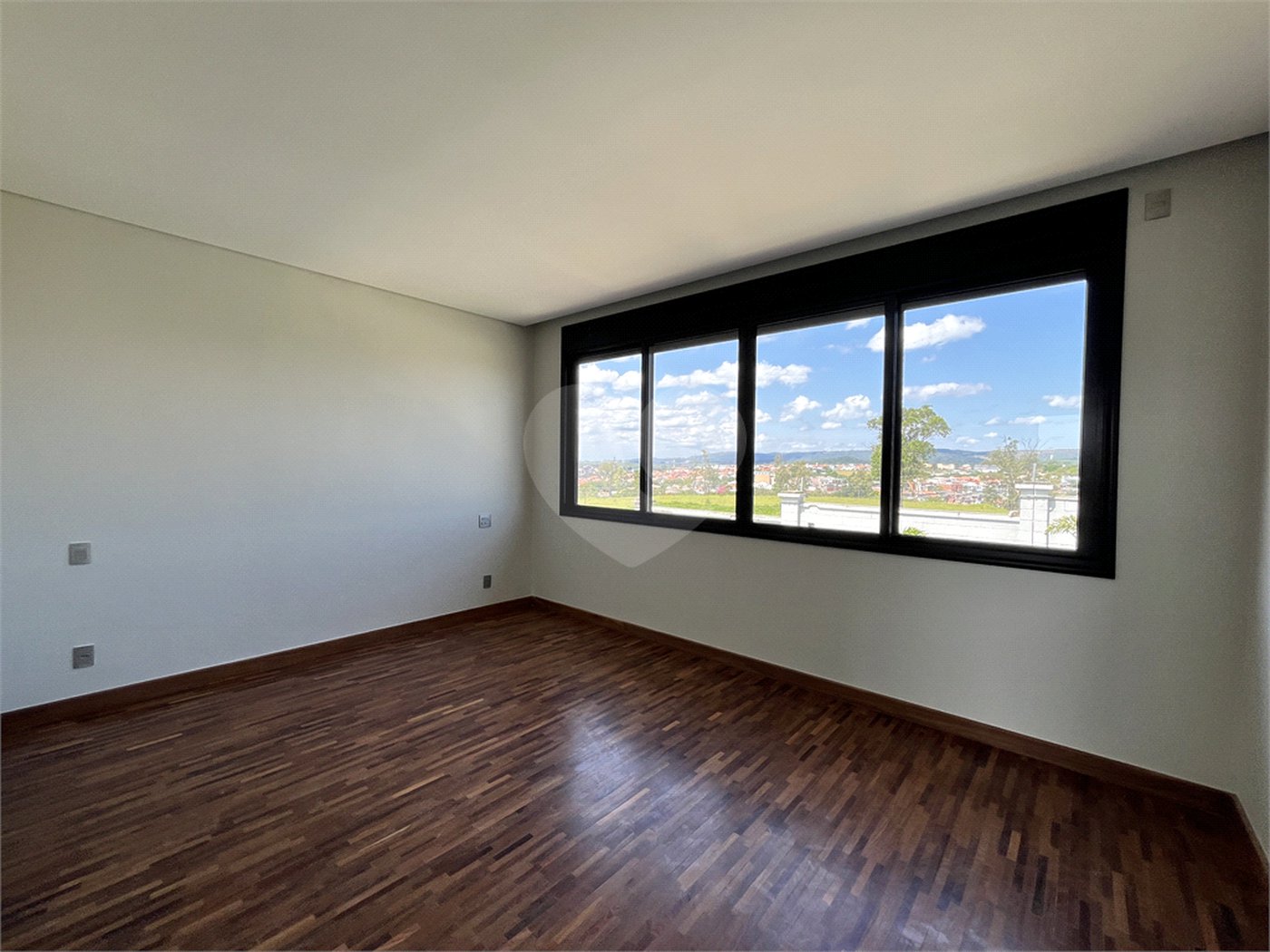 Casa à venda com 4 suítes no condomínio Alphaville Nova Esplanada 3, Votorantim - SP