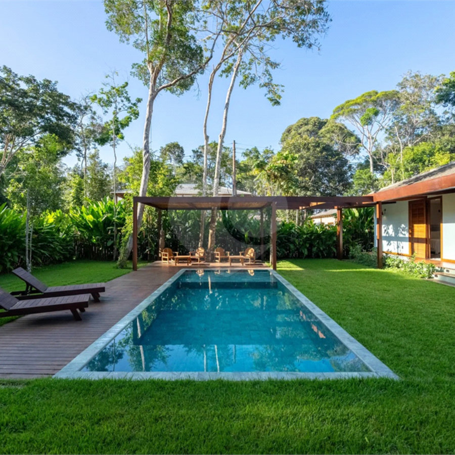 Casa à venda com 4 suítes, no Centro / Arraial D'ajuda, Porto Seguro, BA