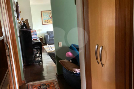 Apartamento à venda com 4 quartos, sendo 3 suítes,  em Cidade São Francisco, São Paulo, SP