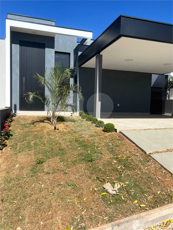 Casa à venda ou para alugar com 3 suítes em Residencial Vila Victoria, Itupeva, SP