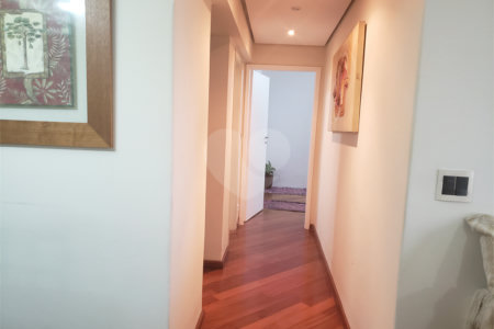 Apartamento à venda com 3 quartos, sendo 1 suíte, em Alto da Boa Vista, São Paulo, SP