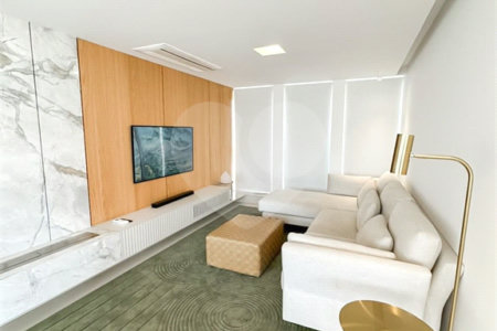 Apartamento à venda com 4 suítes em Vila Cordeiro, São Paulo, SP
