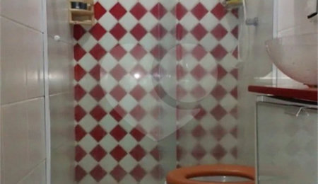 Sobrado à venda com 2 quartos em Jardim Rosemary, Cotia, SP