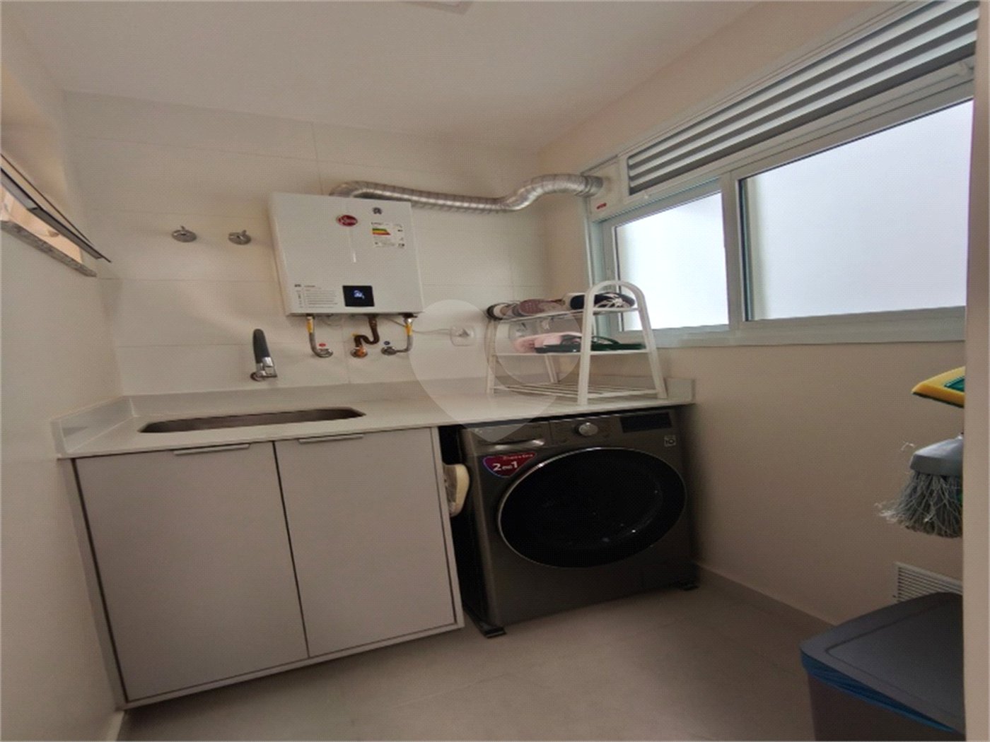 Apartamento à venda ou para alugar com 3 quartos, sendo 1 suíte, em Jardim Vera Cruz, Sorocaba, SP