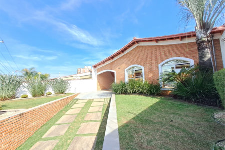 Casa à venda com 3 quartos, sendo 1 suíte, em Vila Trujillo, Sorocaba, SP
