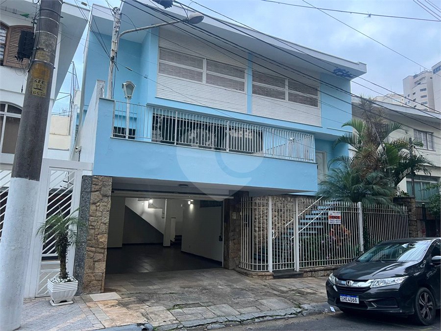 Sobrado à venda com 4 quartos, sendo 3 suítes, em Santana, São Paulo, SP