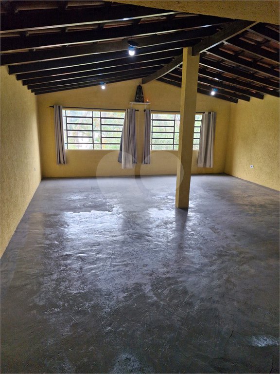 Chácara à venda com 3 quartos, sendo 1 suíte, em Parque Piracema, Atibaia, SP