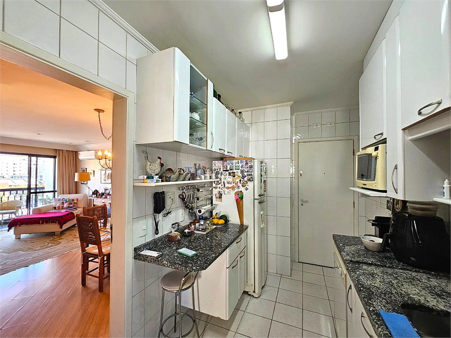 Apartamento à venda com 2 quartos, sendo 1 suíte,  em Chácara Santo Antônio, São Paulo, SP