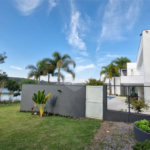Casa à venda ou para alugar com 5 quartos, sendo 4 suítes, no condomínio Shamballa II, Atibaia - SP