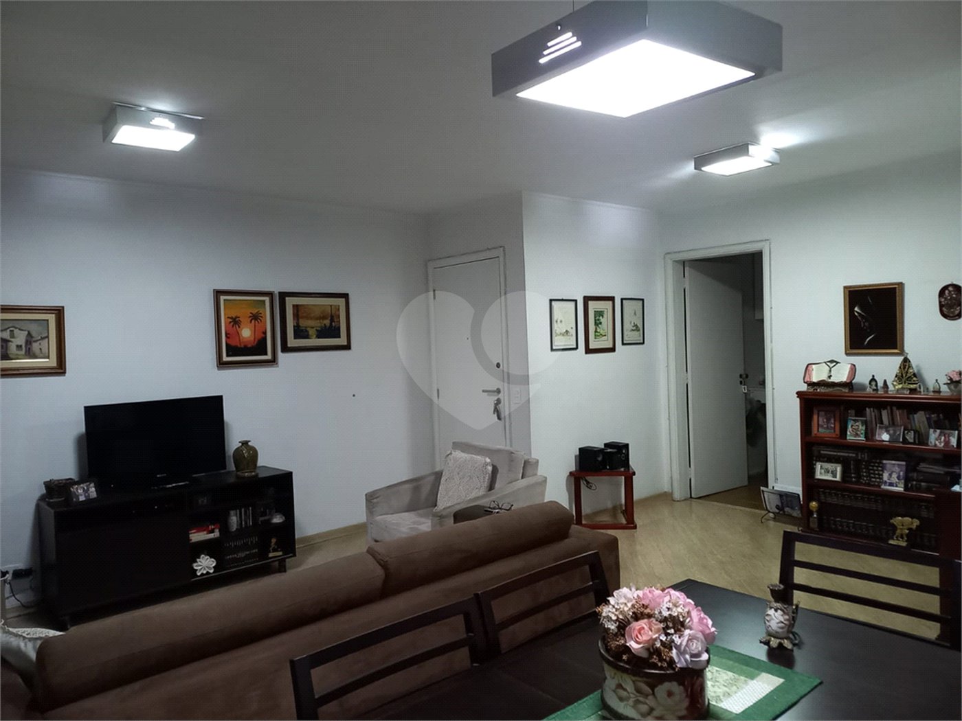 Apartamento à venda com 3 quartos em Moema, São Paulo, SP