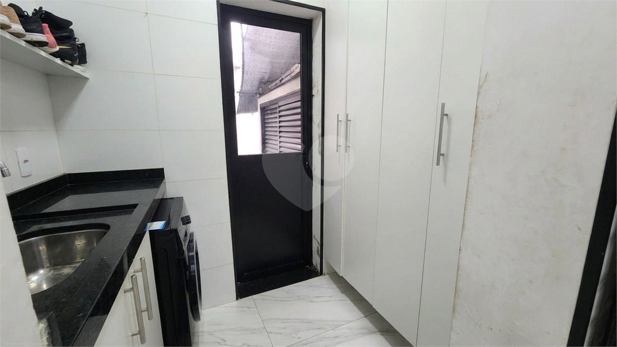 Casa à venda com 4 quartos, sendo 1 suíte, no condomínio Sun Lake, Sorocaba - SP