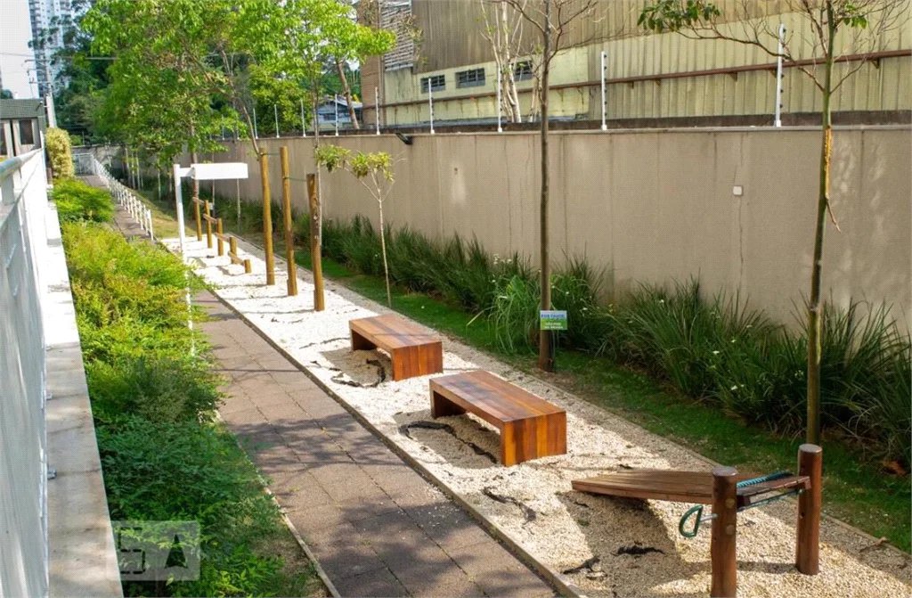 Apartamento à venda com 3 quartos, sendo 1 suíte, em Vila Anastácio, São Paulo, SP