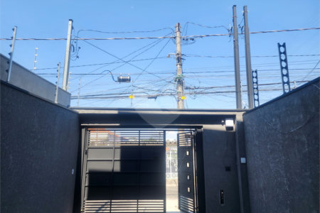 Sobrado à venda com 3 quartos, sendo 2 suítes,  em Parque Vitória, São Paulo, SP