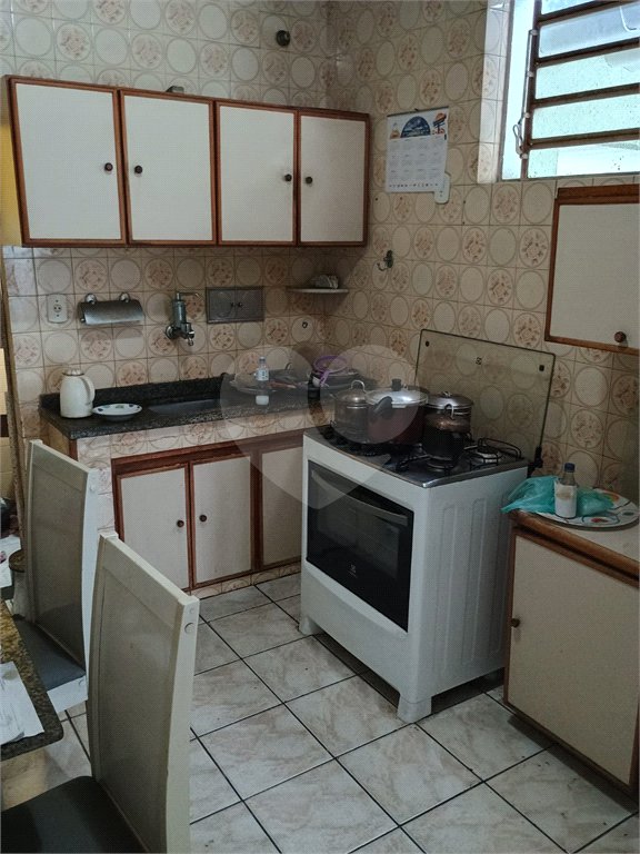 Casa à venda com 5 quartos, sendo 1 suíte, em Bangu, Rio de Janeiro, RJ