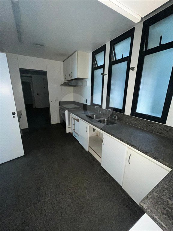 Apartamento à venda com 4 quartos, sendo 2 suítes, em Vila Nova, Cabo Frio, RJ