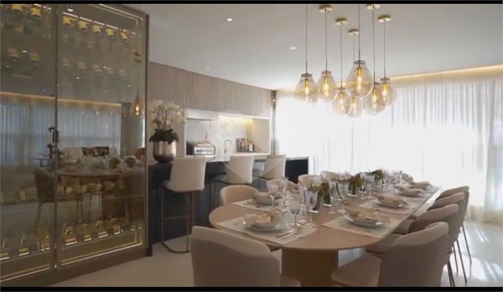 Apartamento à venda com 3 suítes em Pinheiros, São Paulo, SP