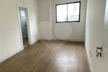 Apartamento à venda com 4 suítes em Meia Praia, Itapema, SC