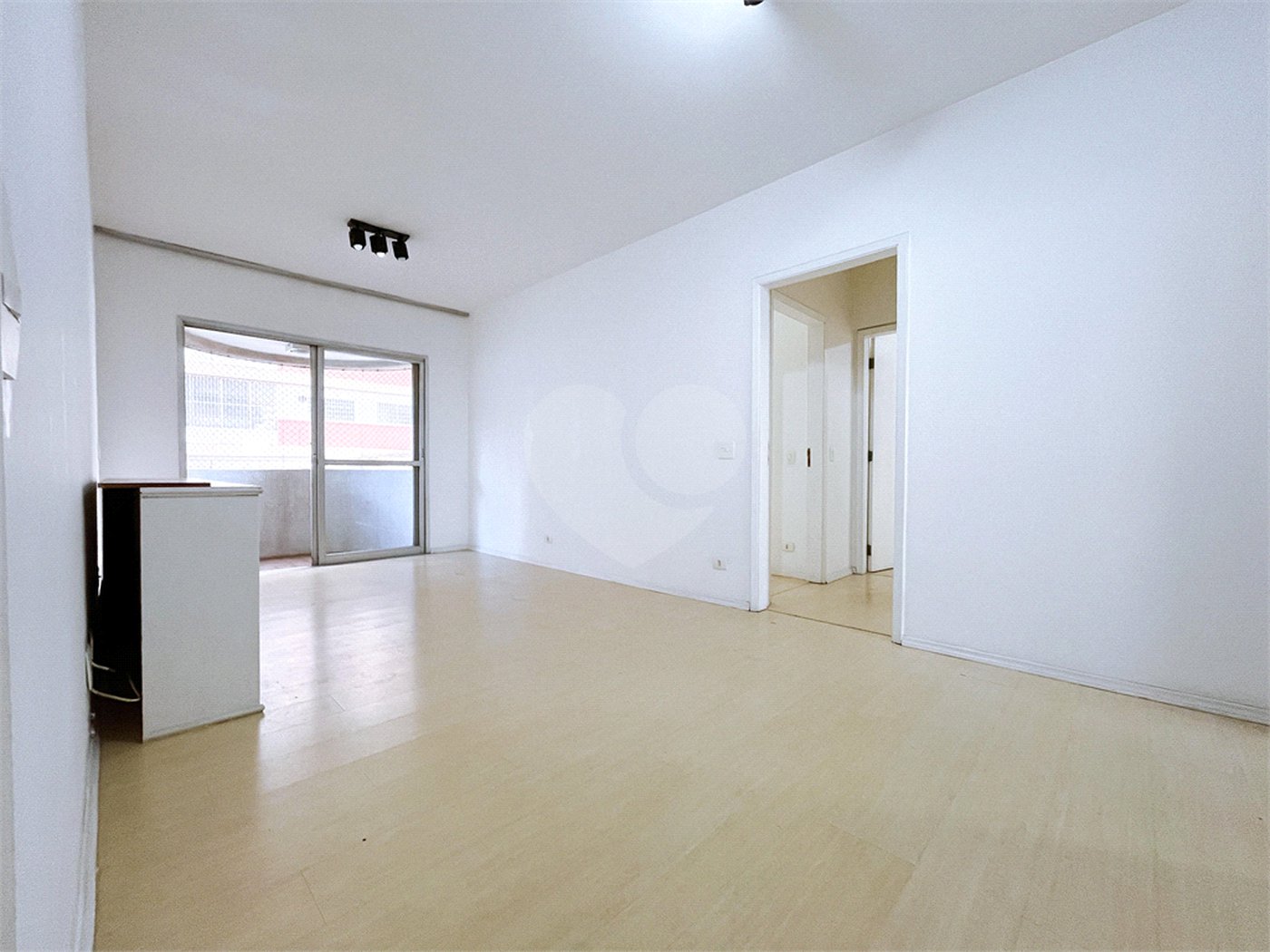 Apartamento à venda com 2 quartos, sendo 1 suíte,  em Consolação, São Paulo, SP