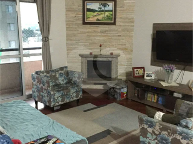 Apartamento à venda com 3 quartos, sendo 1 suíte,  em Morumbi, São Paulo, SP