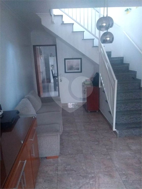 Sobrado à venda com 3 quartos, sendo 1 suíte, em Vila Mazzei, São Paulo, SP