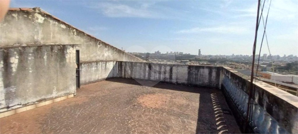 Casa à venda com 3 quartos, sendo 1 suíte, em Vila Barcelona, Sorocaba, SP