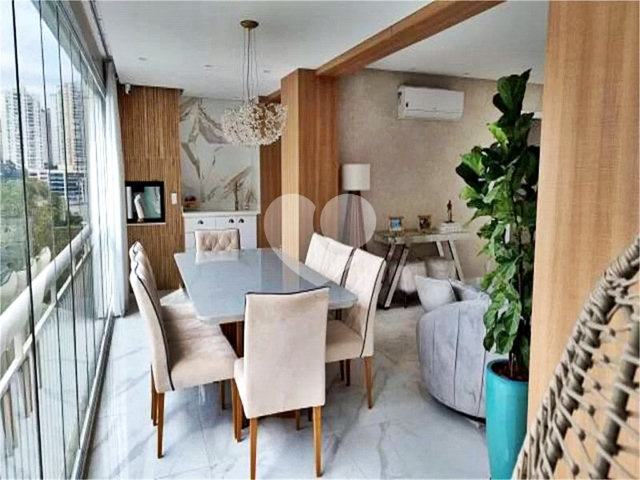 Apartamento à venda com 3 suítes em Vila Andrade, São Paulo, SP