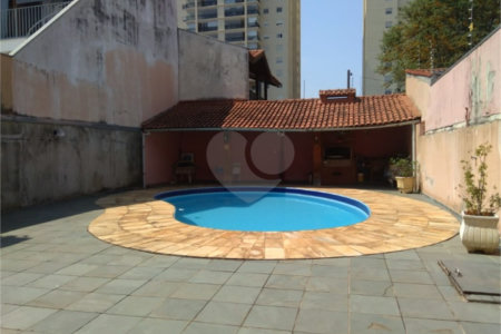 Sobrado à venda com 5 quartos, sendo 2 suítes, em Vila Rosália, Guarulhos, SP