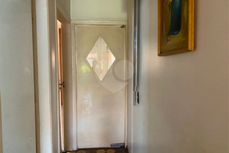 Casa à venda com 2 quartos, sendo 1 suíte, em Vila Rosália, Guarulhos, SP