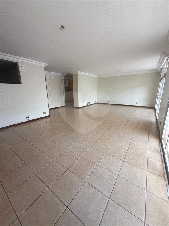 Apartamento à venda com 3 quartos, sendo 1 suíte, no Centro, Ribeirão Preto, SP
