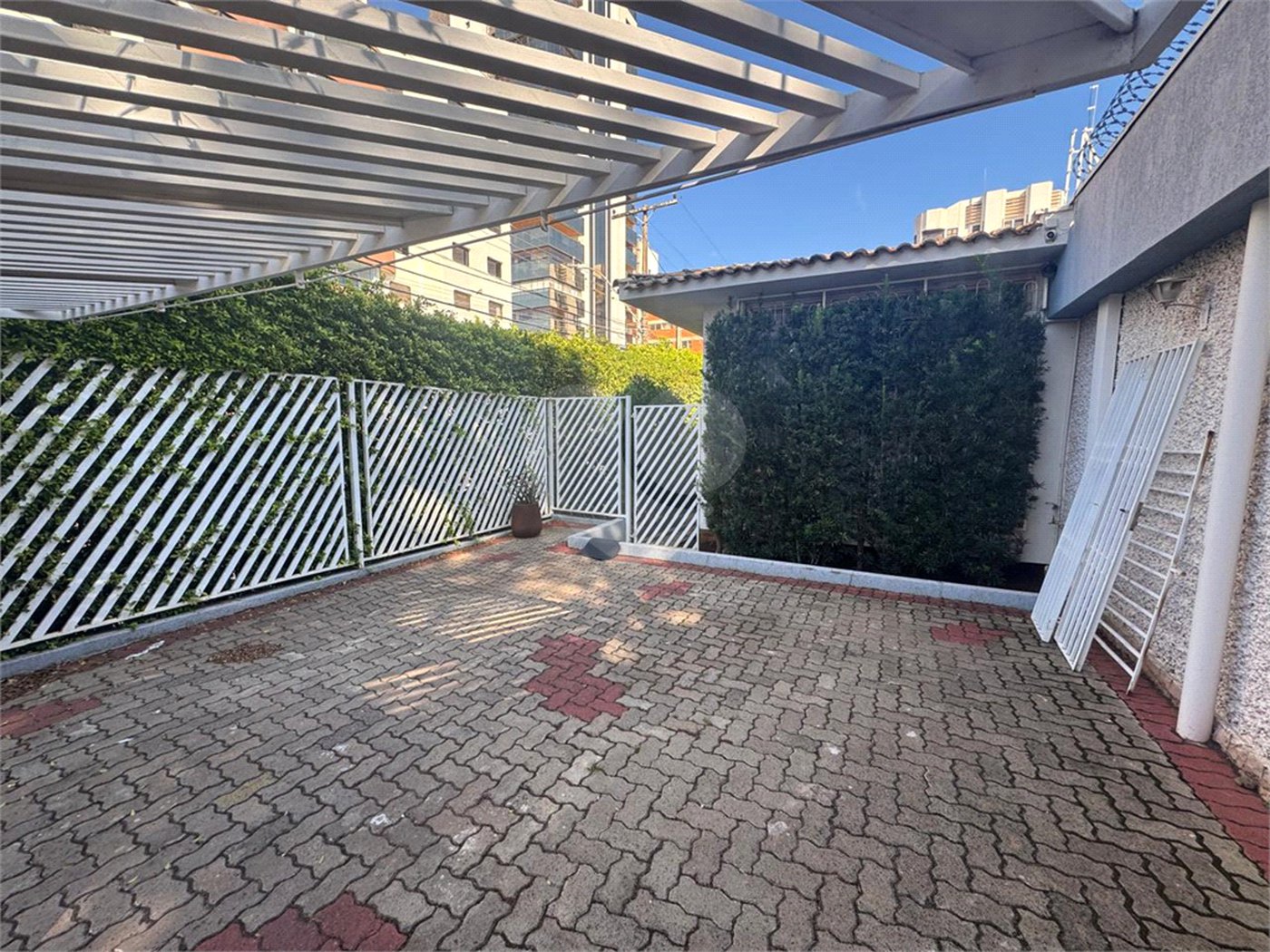 Casa com 4 quartos próxima á Santa Casa