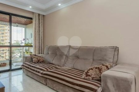 Apartamento à venda com 3 quartos, sendo 1 suíte,  em Jardim Monte Kemel, São Paulo, SP