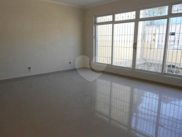 Casa à venda com 3 suítes em Vila Gustavo, São Paulo, SP