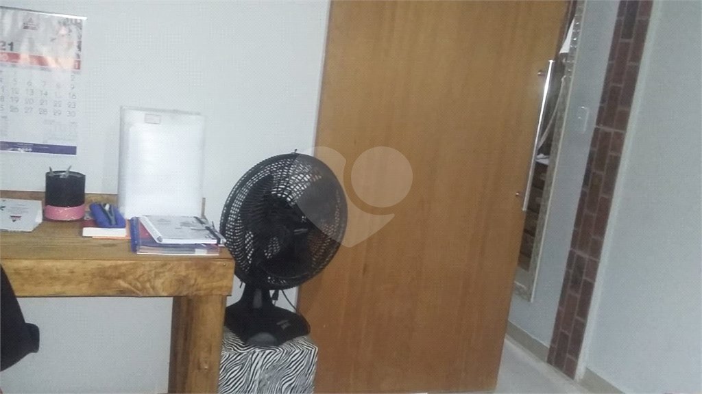 Casa à venda com 6 quartos, sendo 4 suítes, no condomínio Recanto dos Palmares, Atibaia - SP