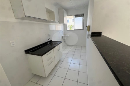 Apartamento à venda com 2 quartos em Vossoroca, Votorantim, SP