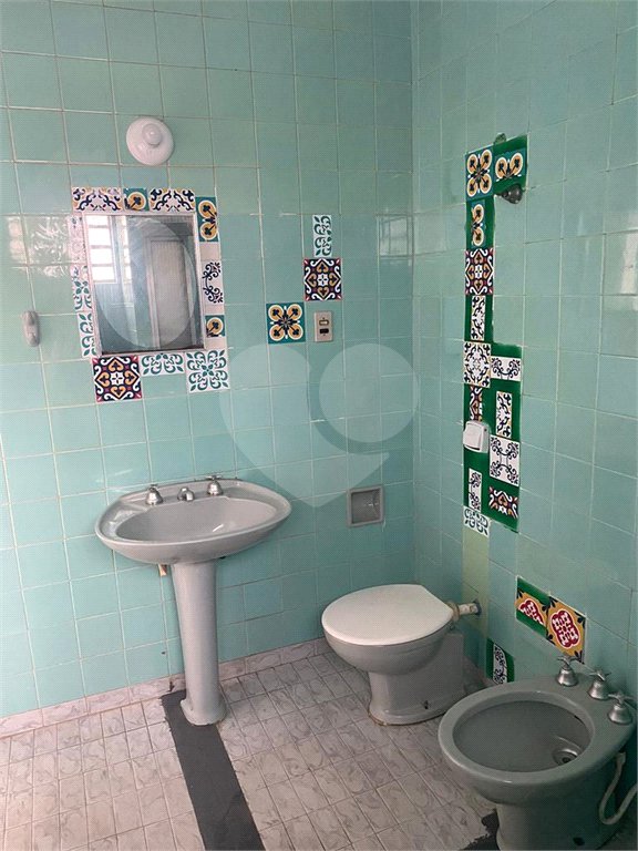Sobrado à venda com 5 quartos, sendo 1 suíte, em Nova Piraju, São Paulo, SP