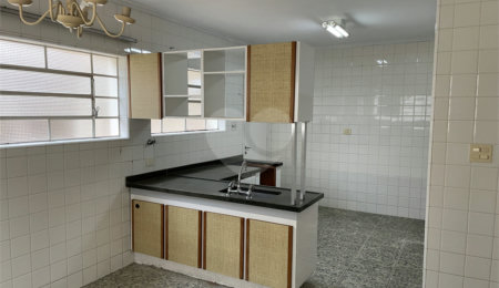 Sobrado à venda com 3 quartos, sendo 1 suíte,  em Santana, São Paulo, SP