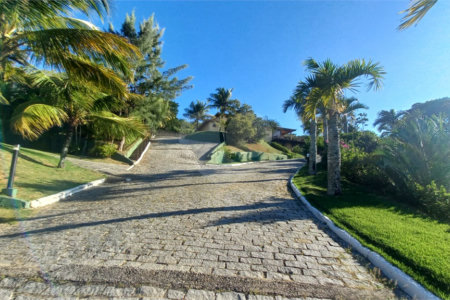 Casa em condomínio à venda com 4 quartos, sendo 3 suítes, em Geribá, Armação dos Búzios, RJ