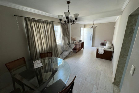 Casa à venda com 4 quartos, sendo 1 suíte, em Jardim das Samambaias, Jundiaí, SP