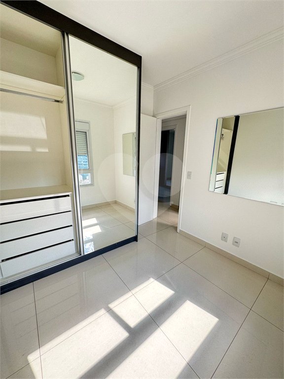 Apartamento à venda com 3 quartos, sendo 1 suíte, em Pinheiros, São Paulo, SP