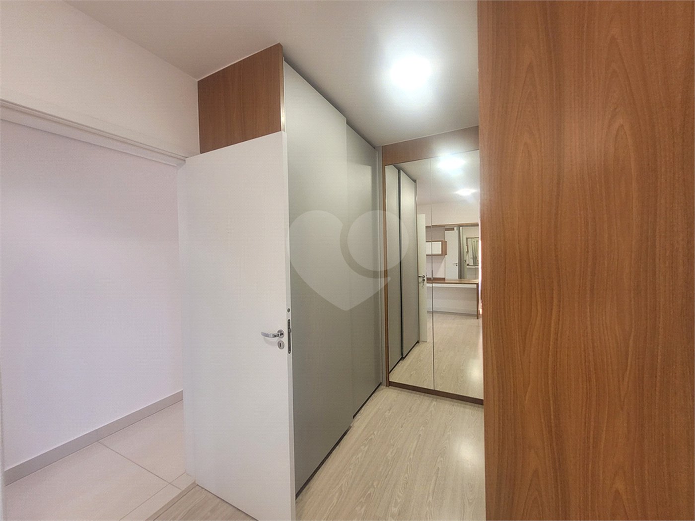 Apartamento à venda ou para alugar com 3 suítes em Jardim América, Sorocaba, SP