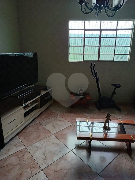 Casa Térrea à venda com 6 quartos em Vila Gustavo, São Paulo, SP