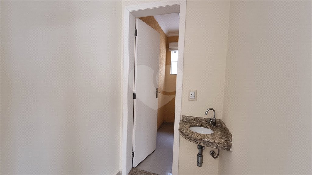 Casa à venda ou para alugar com 3 quartos, sendo 1 suíte,  no condomínio Residencial Villa dos Inglezes, Sorocaba - SP
