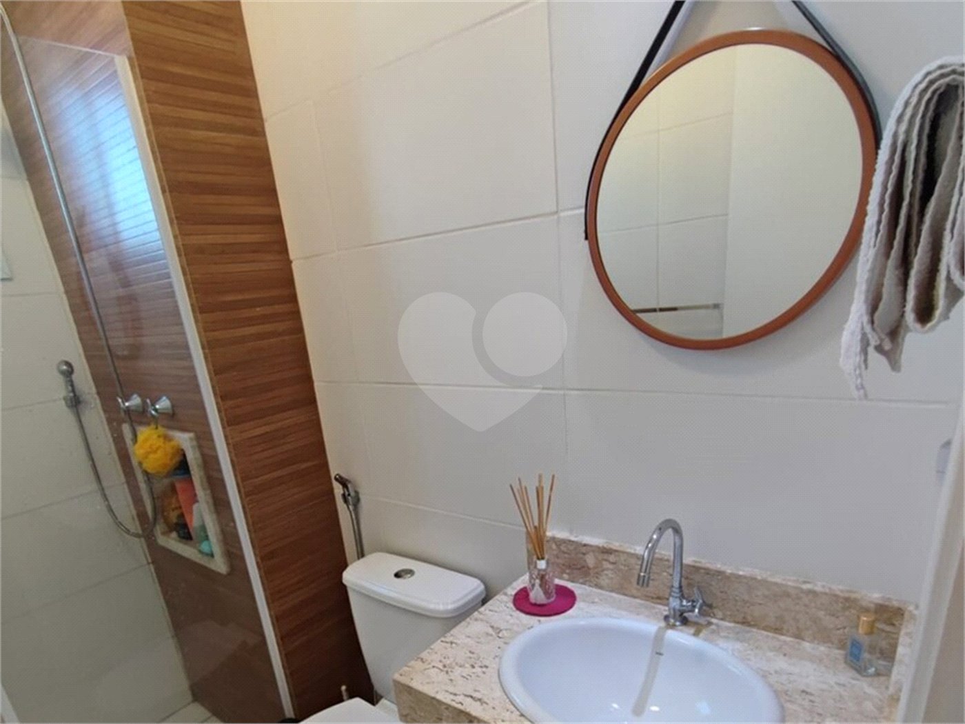Apartamento à venda com 3 quartos, sendo 2 suítes, em Parque Industrial, Itu, SP