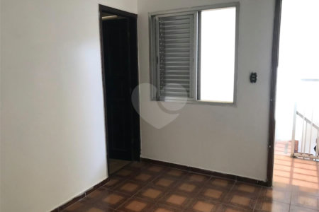 Sobrado à venda com 4 quartos, sendo 2 suítes, em Vila Aurora (zona Norte), São Paulo, SP